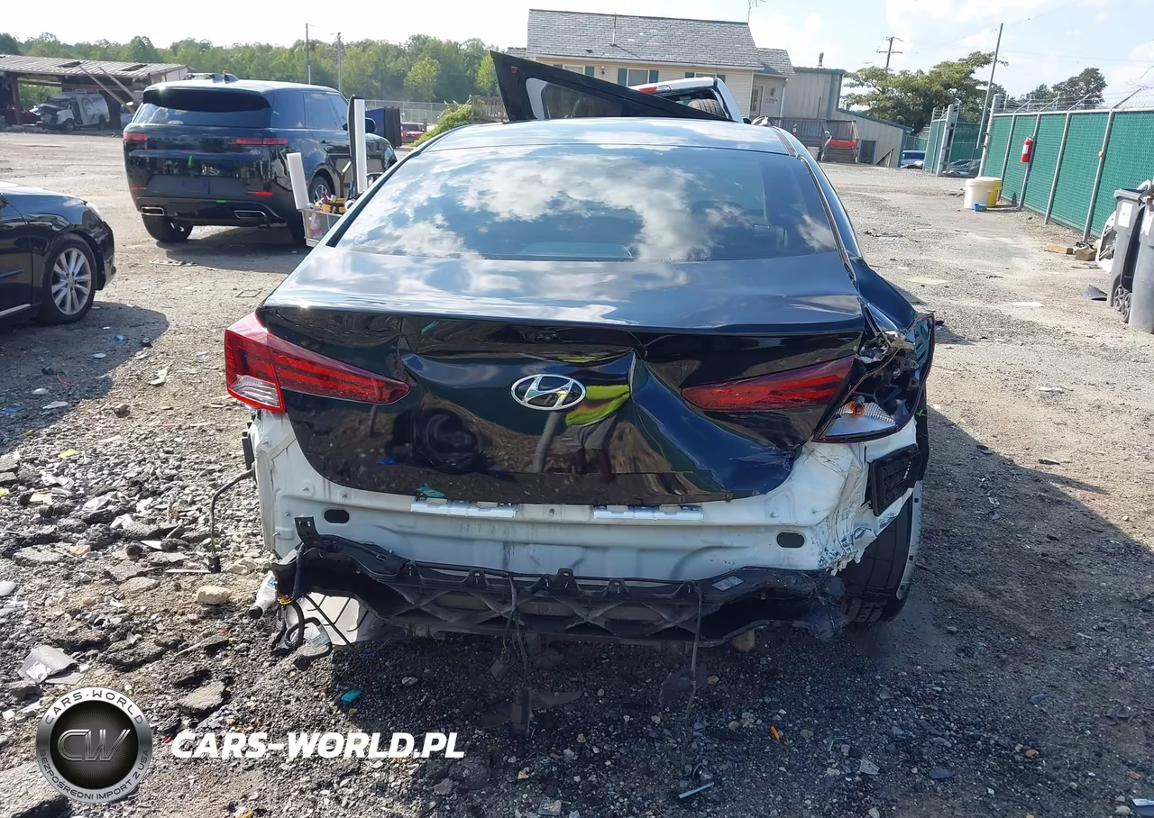 2019 Hyundai Elantra Se VIN:5NPD74LF4KH434190 - 17
