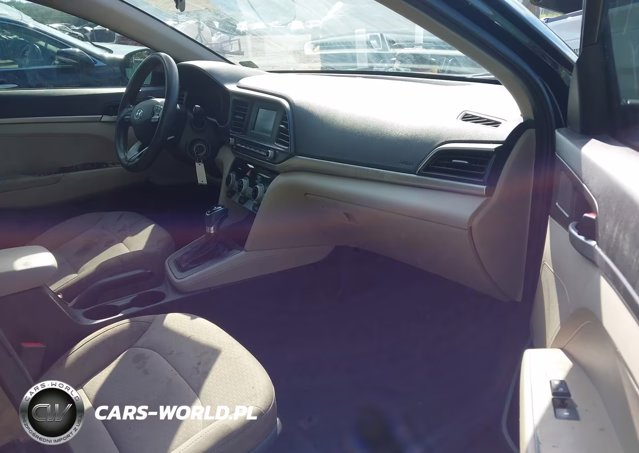 2019 Hyundai Elantra Se VIN:5NPD74LF4KH434190 - 5