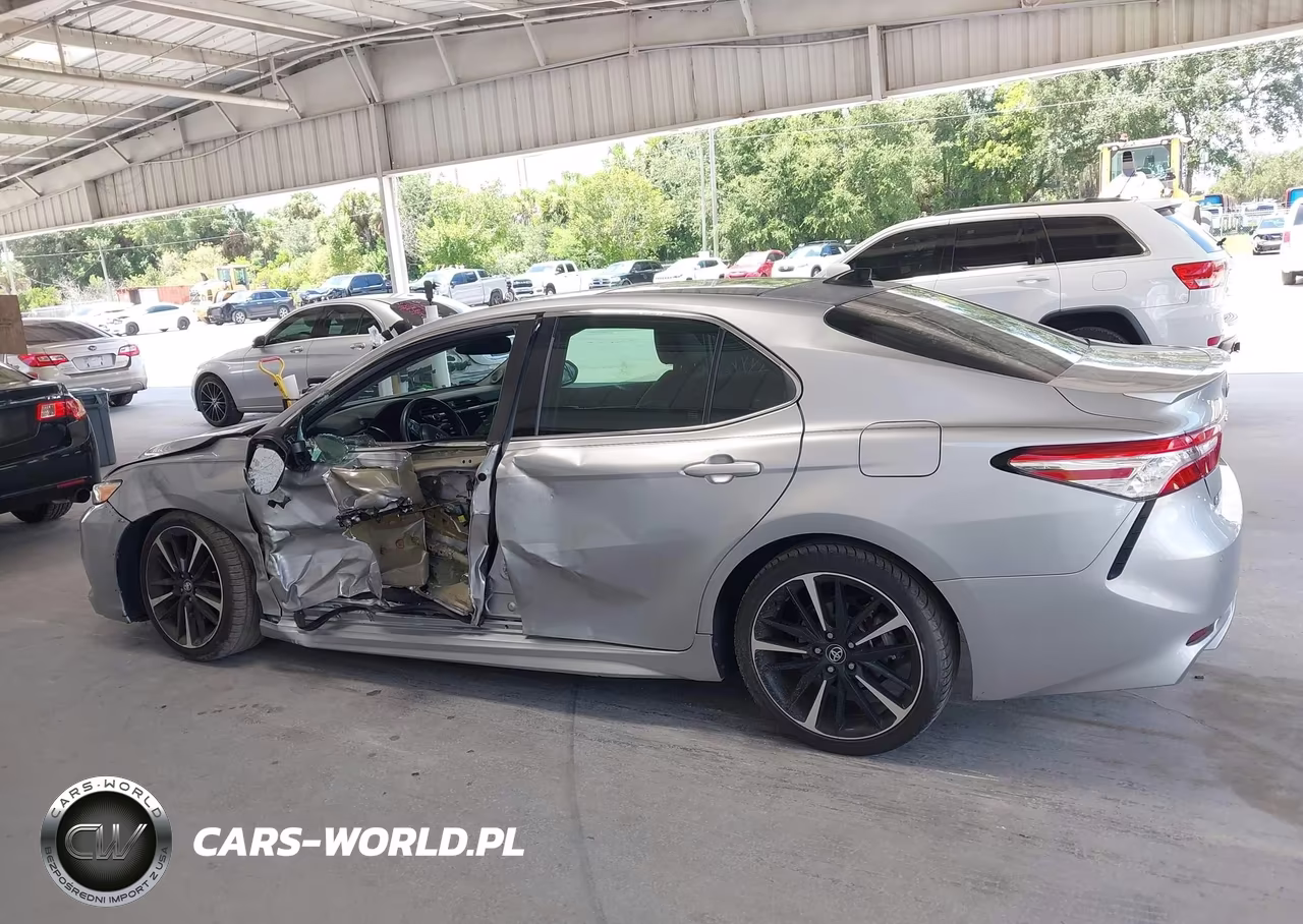 2020 Toyota Camry Xse VIN:4T1K61AK6LU340579 - 14