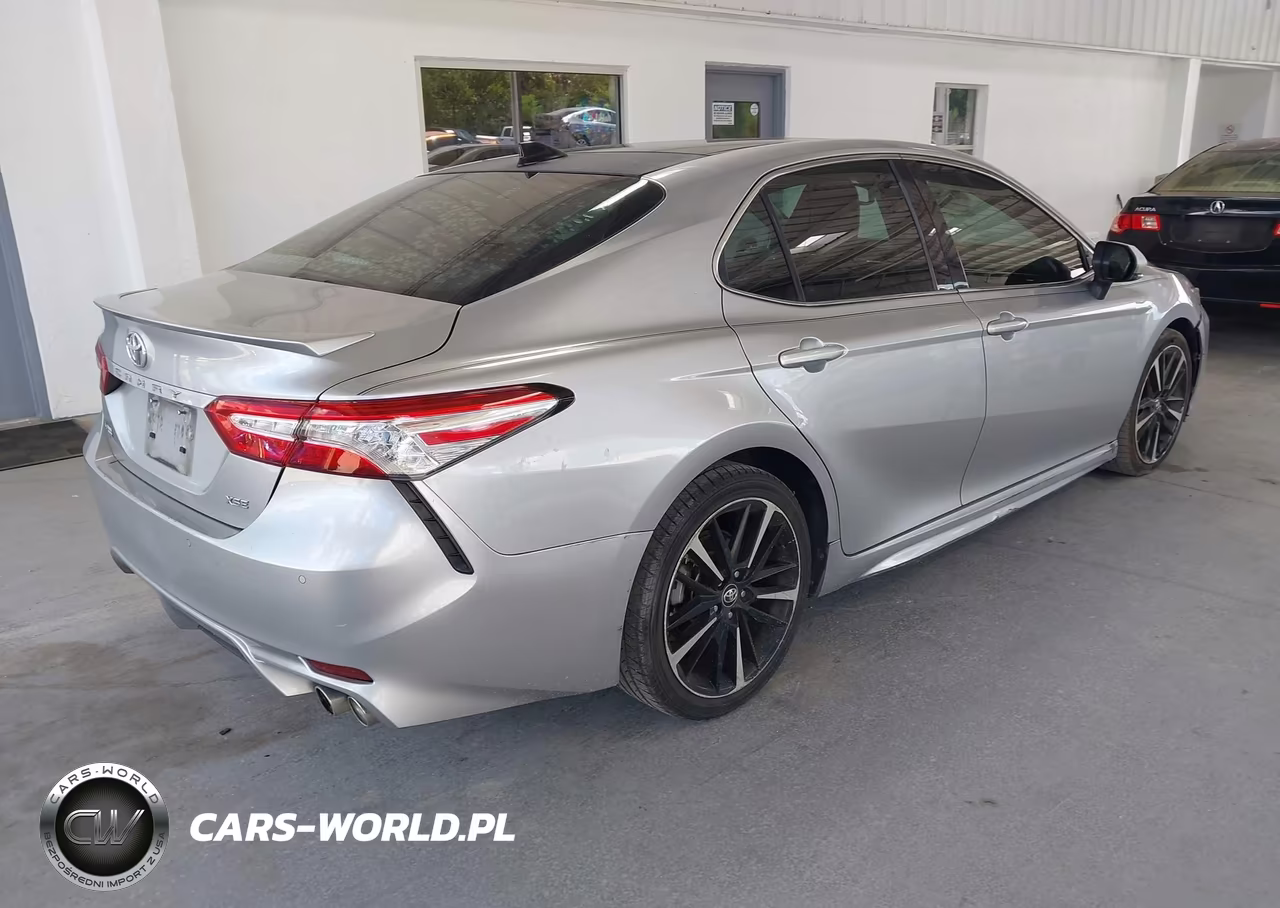 2020 Toyota Camry Xse VIN:4T1K61AK6LU340579 - 4