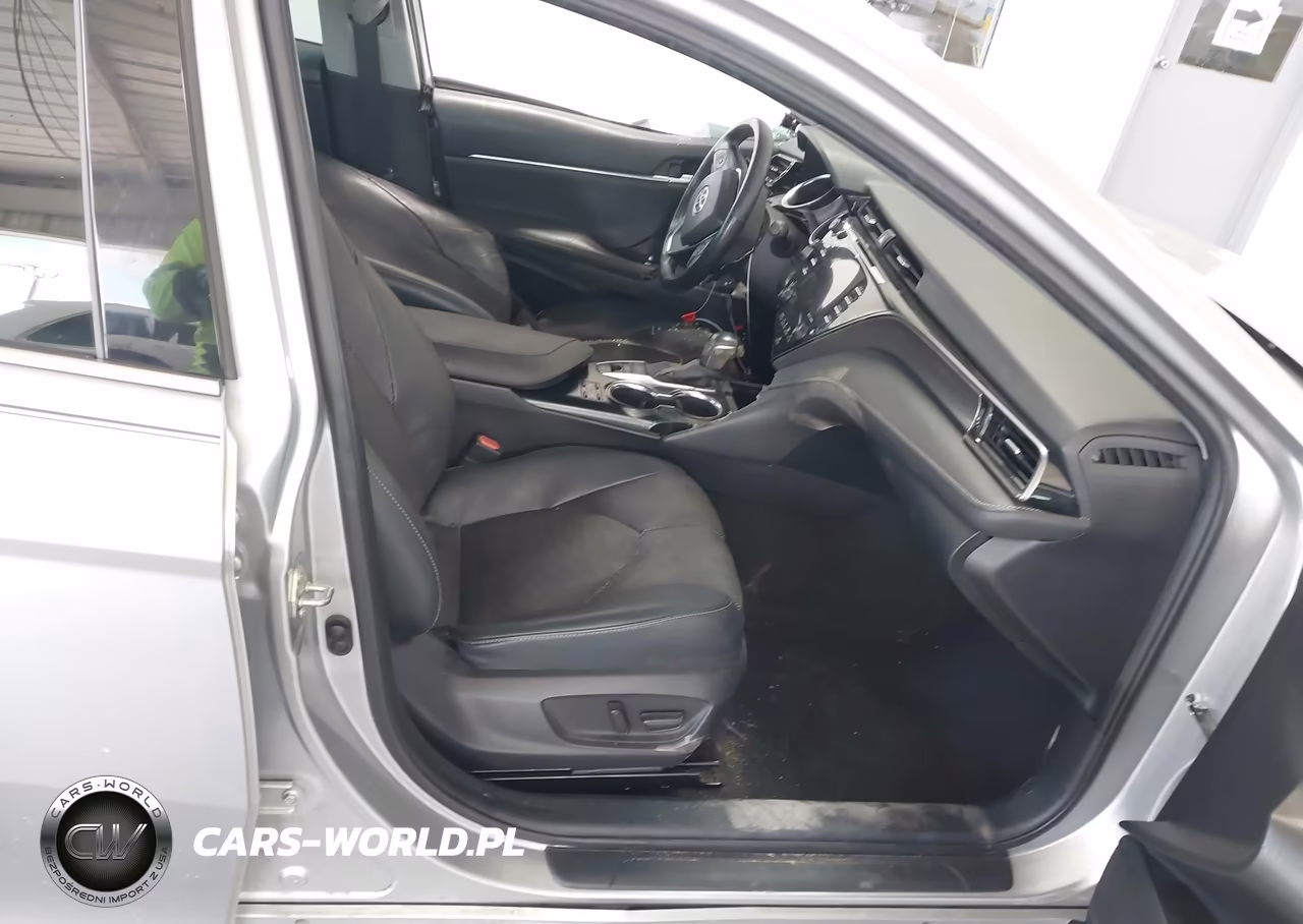 2020 Toyota Camry Xse VIN:4T1K61AK6LU340579 - 5