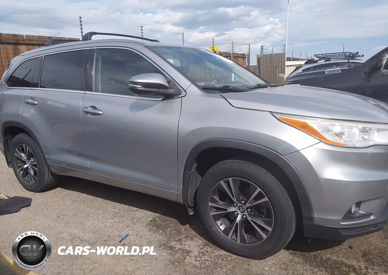 2016 Toyota Highlander Xle VIN:5TDJKRFHXGS237408 - 14