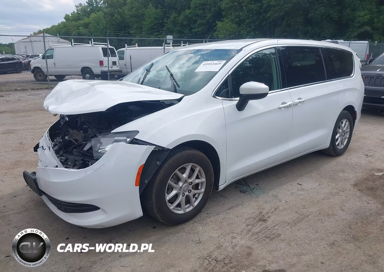 2019 Chrysler Pacifica Touring VIN:2C4RC1DG9KR702046 - 2