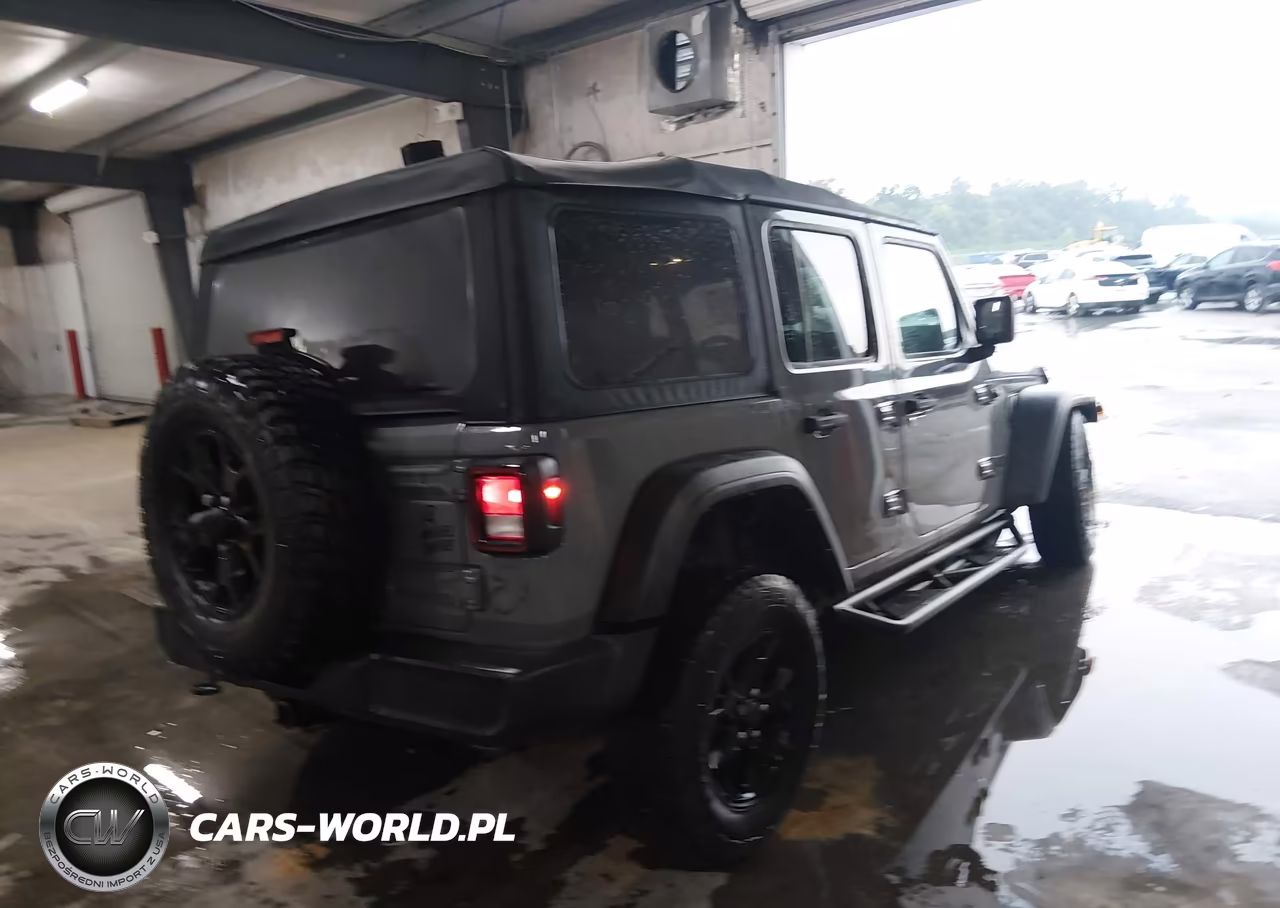 2022 Jeep Wrangler Unlimited Willys Sport 4X4 VIN:1C4HJXDG0NW278529 - 4