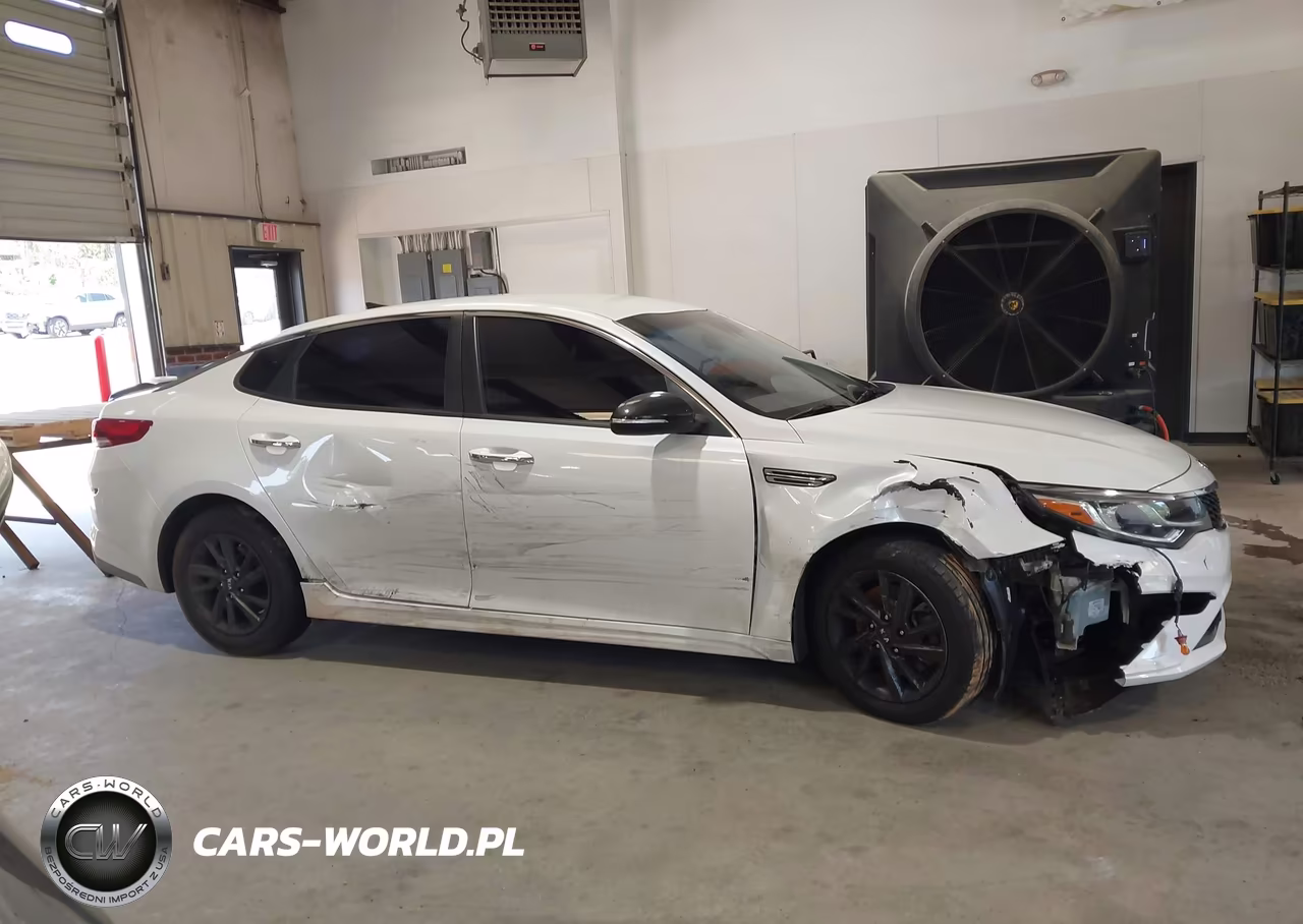 2020 Kia Optima Lx VIN:5XXGT4L37LG424300 - 14