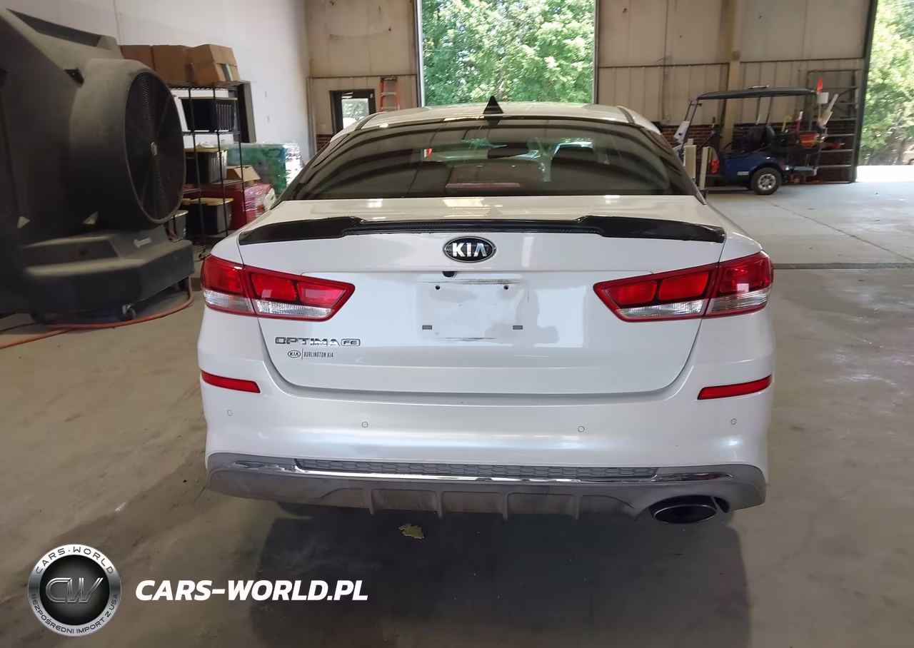 2020 Kia Optima Lx VIN:5XXGT4L37LG424300 - 17