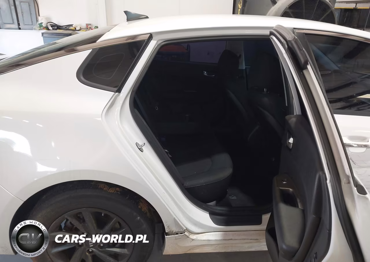 2020 Kia Optima Lx VIN:5XXGT4L37LG424300 - 8