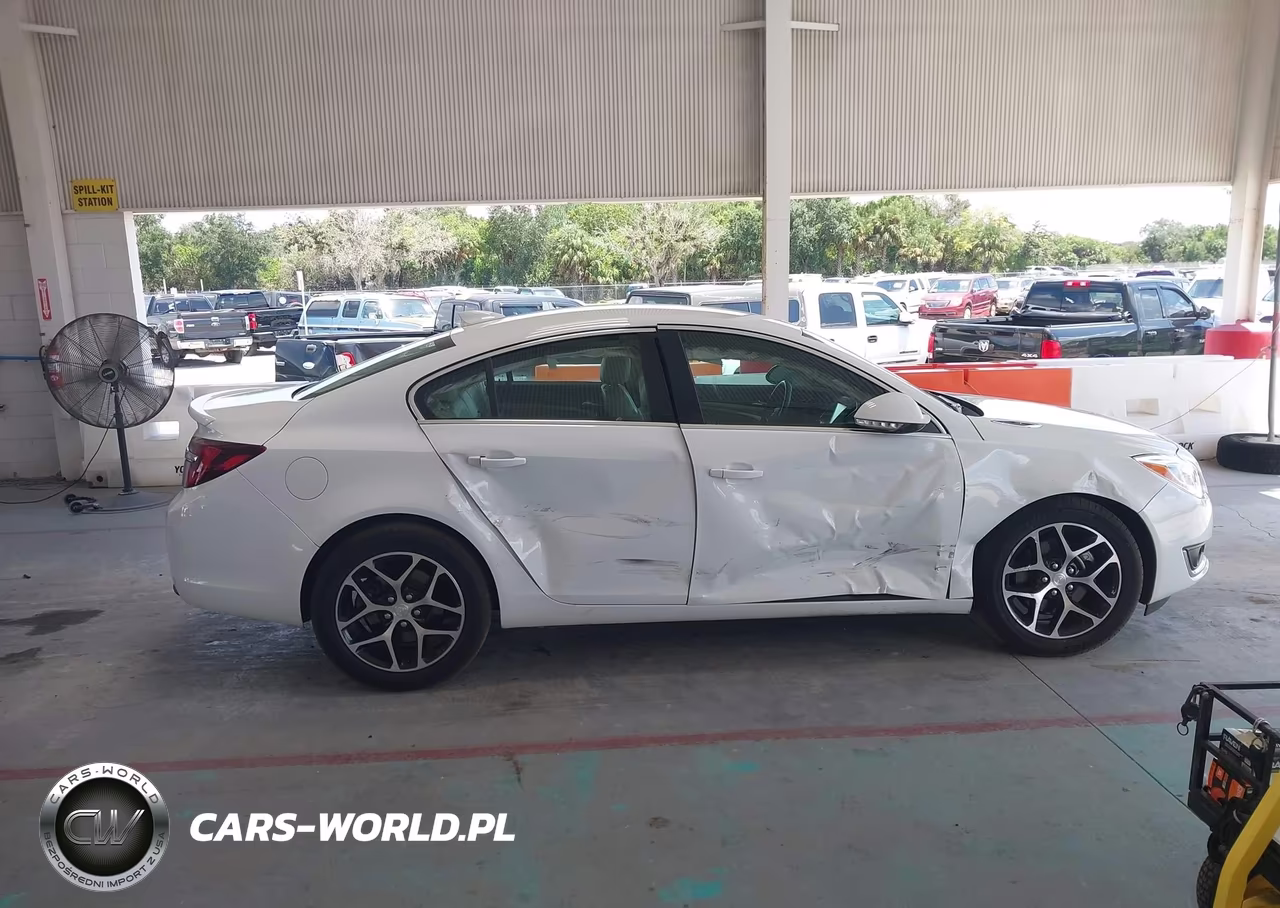 2017 Buick Regal Turbo Sport Touring VIN:2G4GL5EX8H9121266 - 13