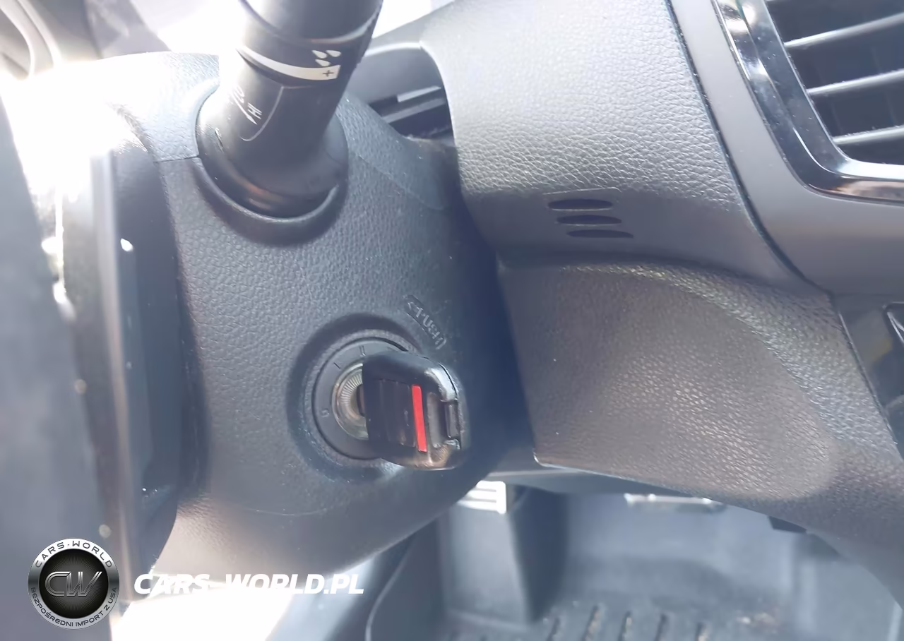 2017 Honda Accord Sport VIN:1HGCR2F5XHA233313 - 11