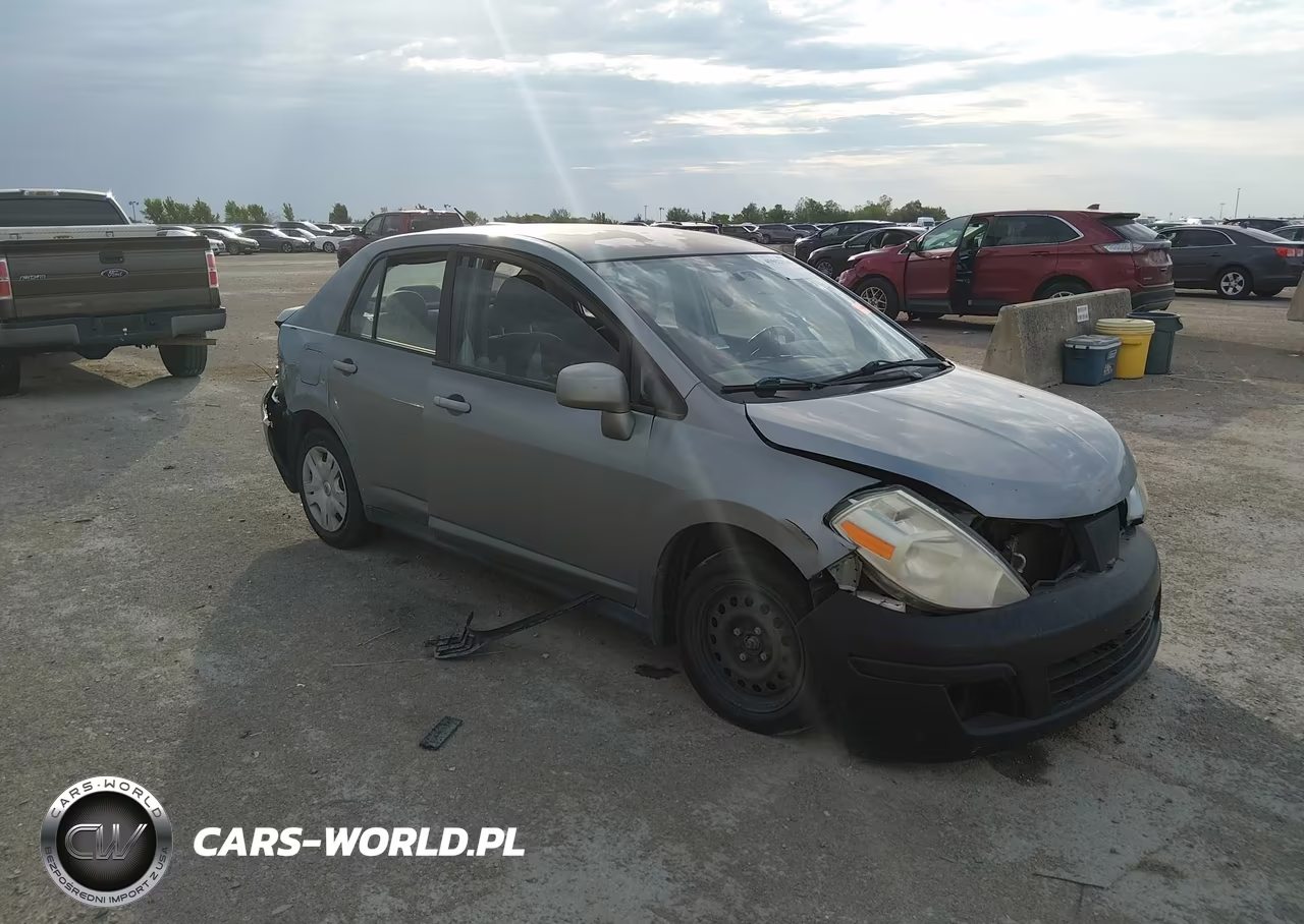 2010 Nissan Versa 1.8S