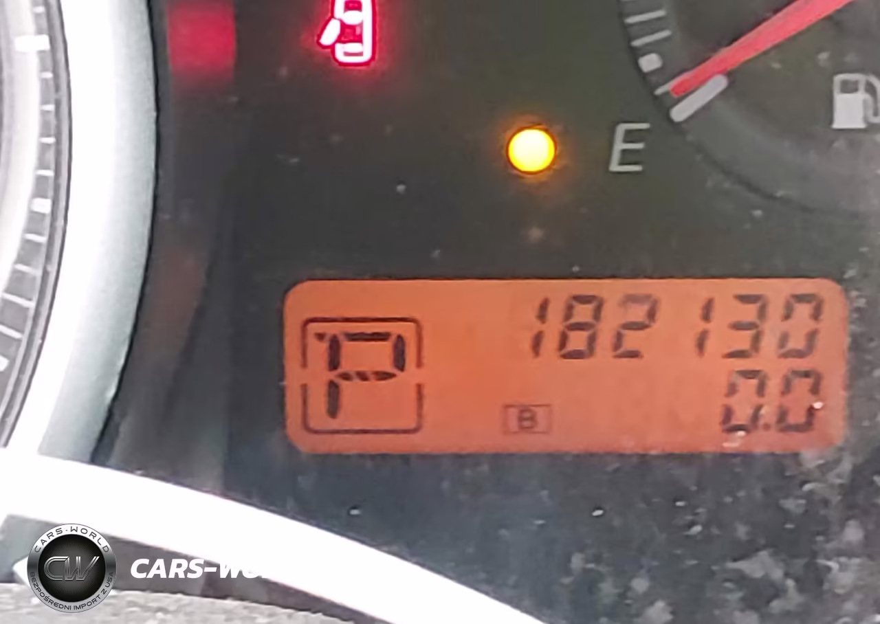 2010 Nissan Versa 1.8S VIN:3N1BC1AP3AL382324 - 12