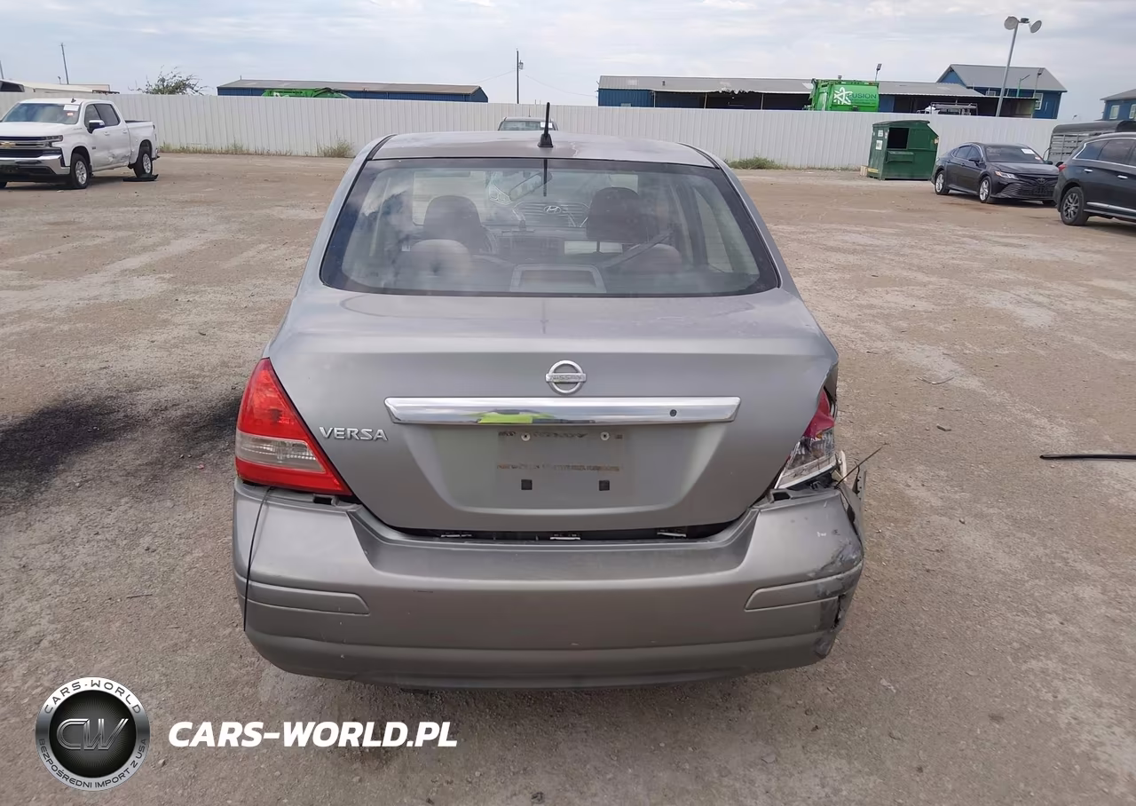2010 Nissan Versa 1.8S VIN:3N1BC1AP3AL382324 - 6