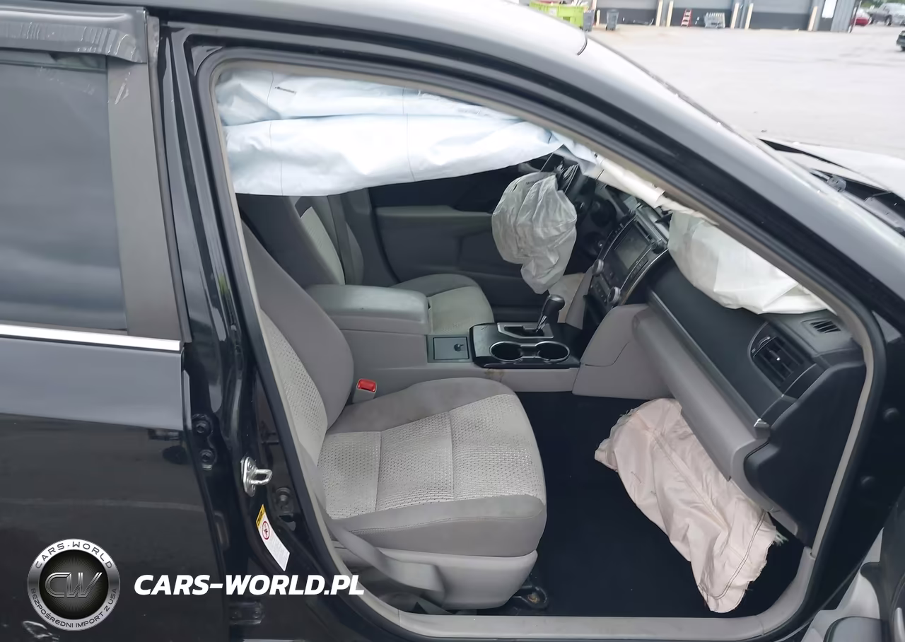2014 Toyota Camry Le VIN:4T4BF1FK6ER374409 - 5