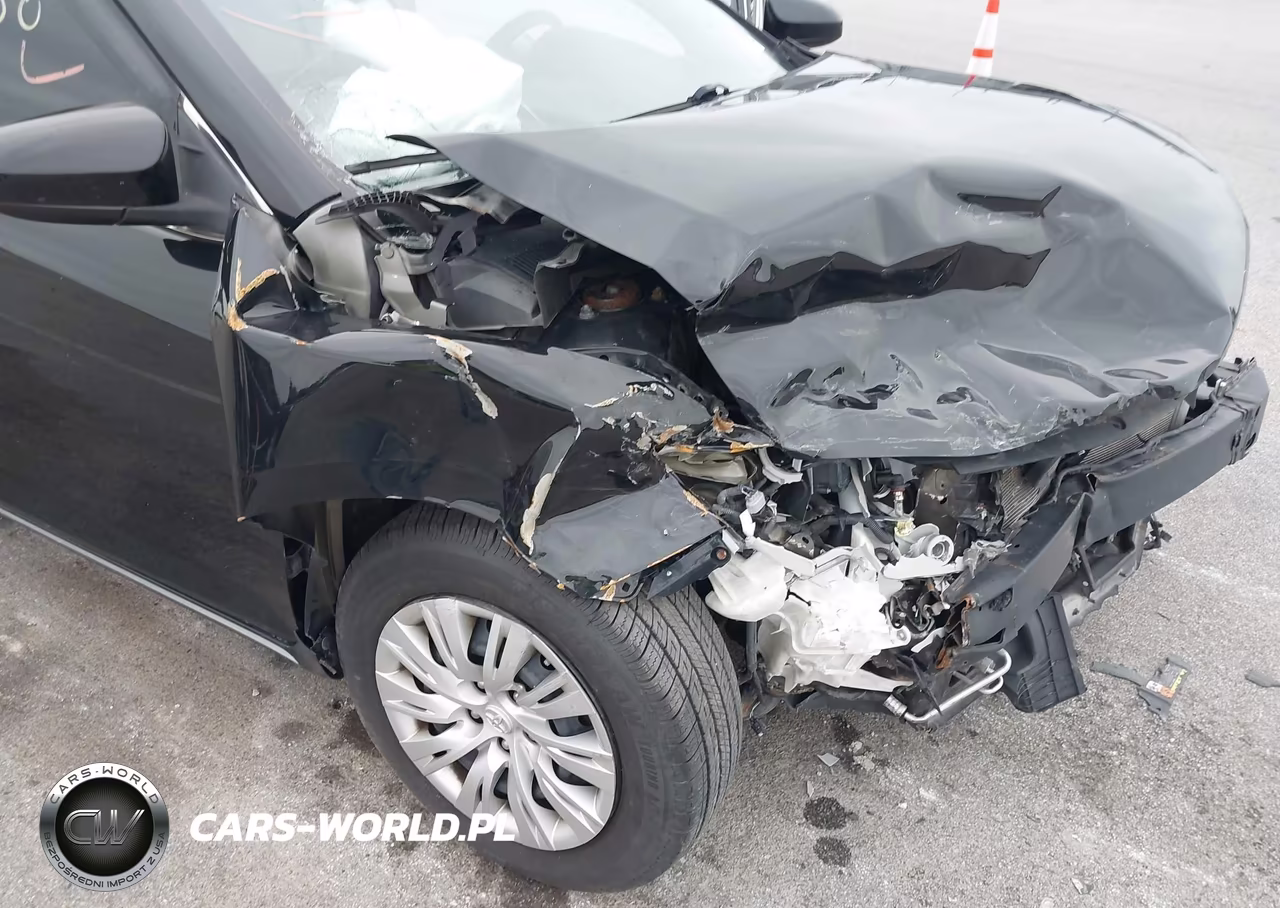 2014 Toyota Camry Le VIN:4T4BF1FK6ER374409 - 6