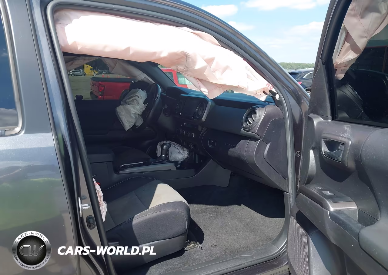 2022 Toyota Tacoma Trd Off Road VIN:3TMCZ5AN2NM509246 - 5