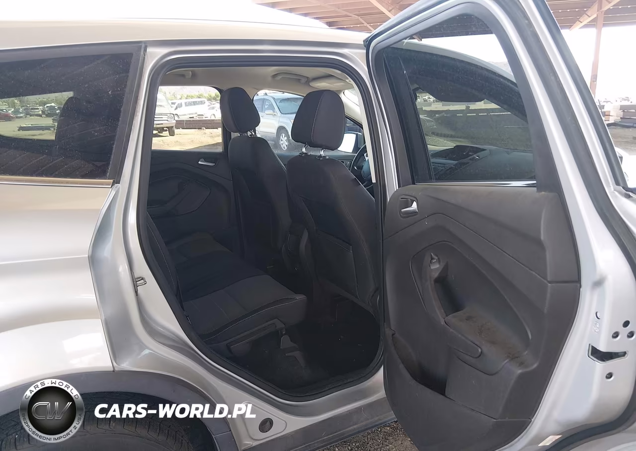 2016 Ford Escape Se VIN:1FMCU0G75GUB73225 - 8
