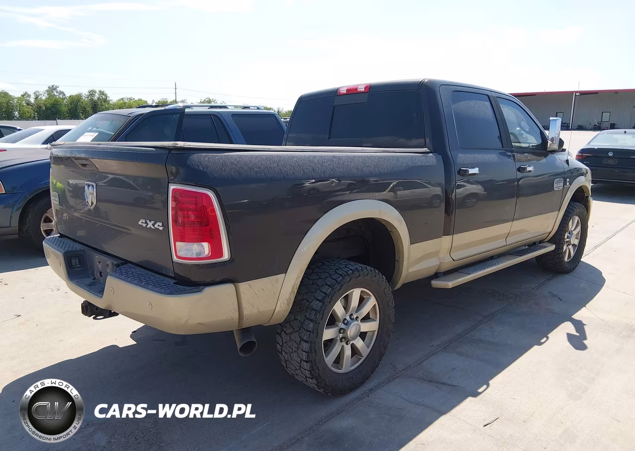 2016 Ram 2500 Laramie Longhorn VIN:3C6UR5GL7GG375241 - 4