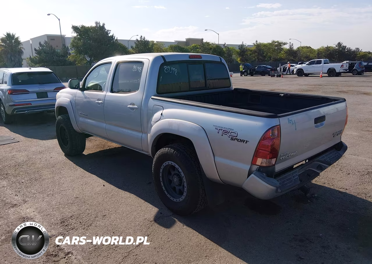 2008 Toyota Tacoma Prerunner V6 VIN:3TMJU62N48M067309 - 3
