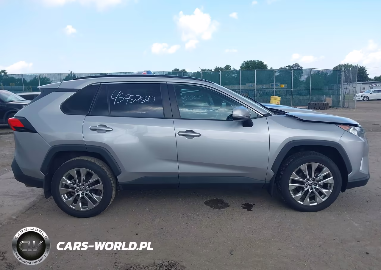 2021 Toyota Rav4 Xle Premium VIN:2T3C1RFV9MC137278 - 13