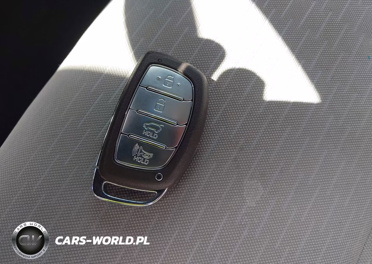2019 Hyundai Tucson Value VIN:KM8J3CA49KU017823 - 11