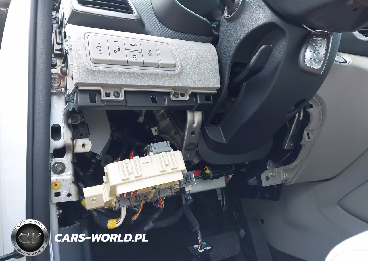 2019 Hyundai Tucson Value VIN:KM8J3CA49KU017823 - 20