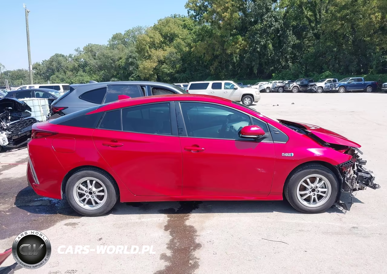 2021 Toyota Prius Prime Le VIN:JTDKAMFP6M3185791 - 14
