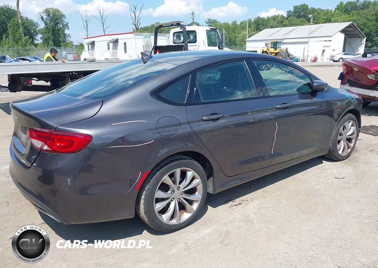 2015 Chrysler 200 S VIN:1C3CCCBB9FN656069 - 4