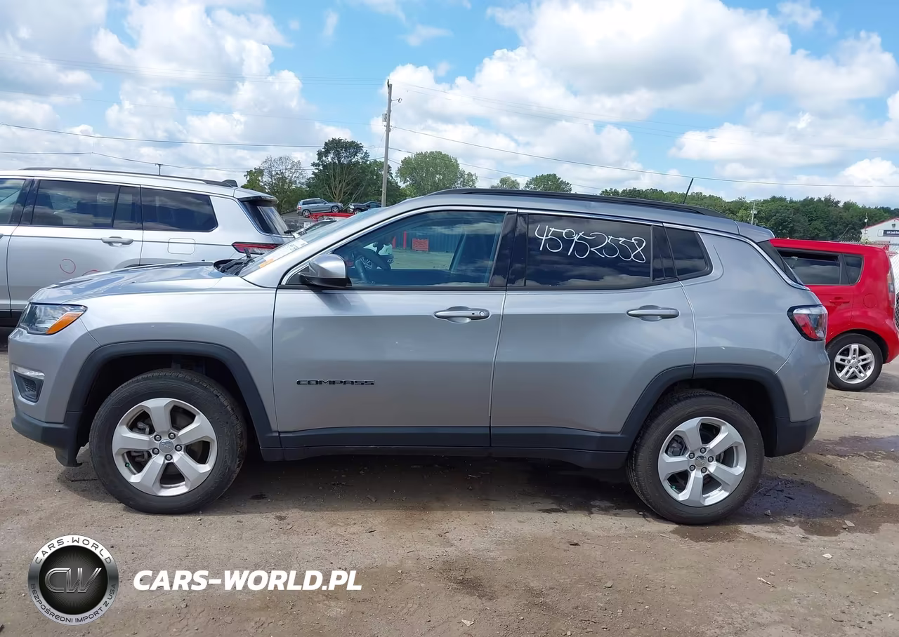 2021 Jeep Compass Latitude 4X4 VIN:3C4NJDBB3MT544316 - 14