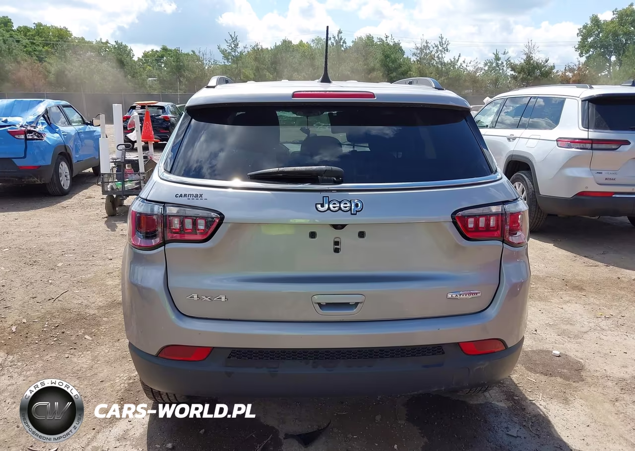 2021 Jeep Compass Latitude 4X4 VIN:3C4NJDBB3MT544316 - 16