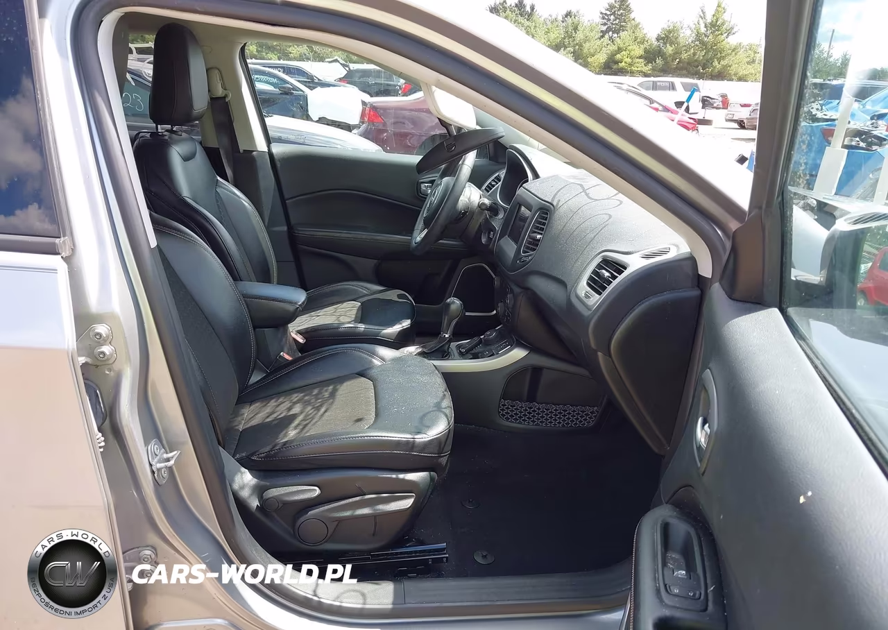 2021 Jeep Compass Latitude 4X4 VIN:3C4NJDBB3MT544316 - 5