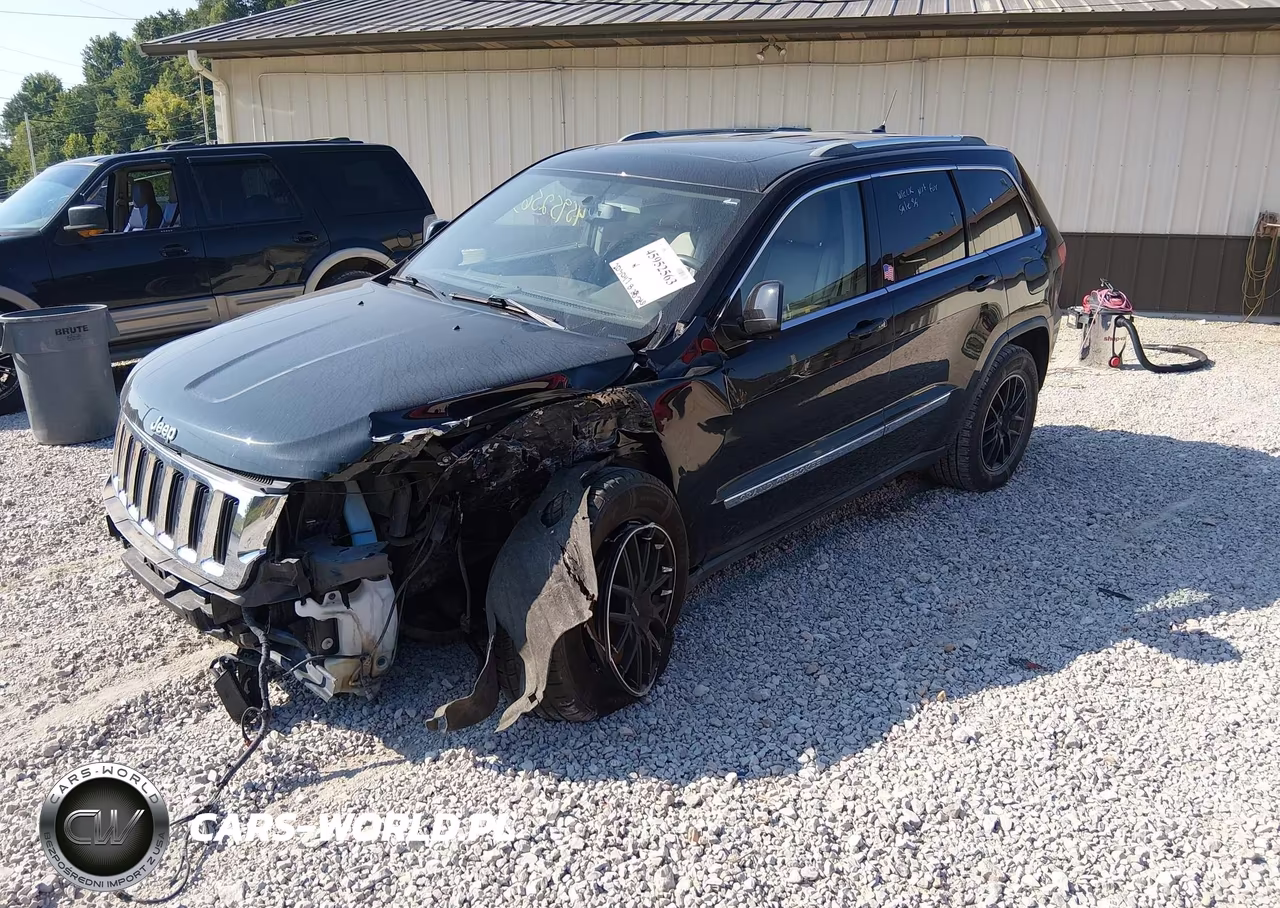 2011 Jeep Grand Cherokee Laredo VIN:1J4RR4GG4BC602225 - 2