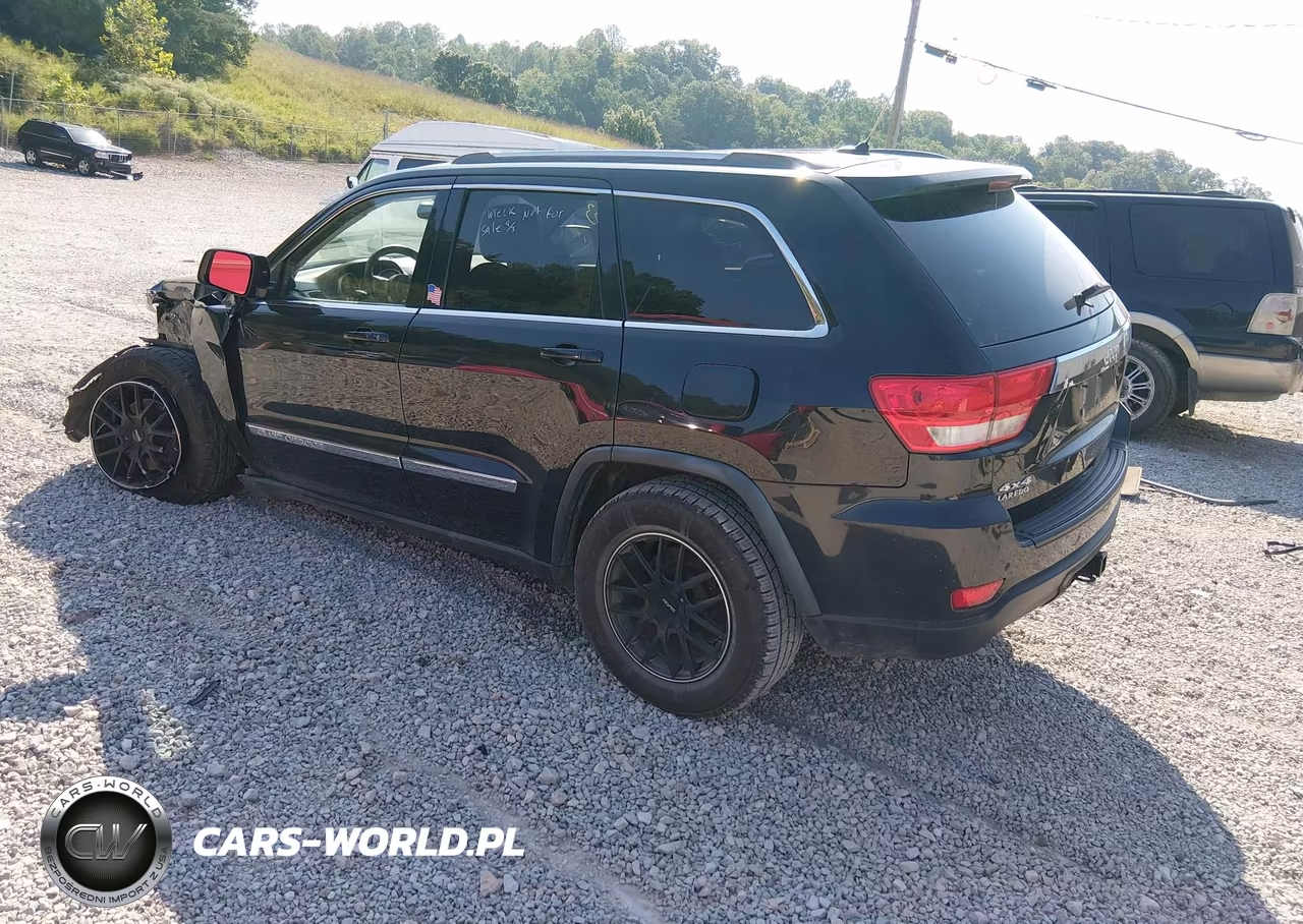 2011 Jeep Grand Cherokee Laredo VIN:1J4RR4GG4BC602225 - 3