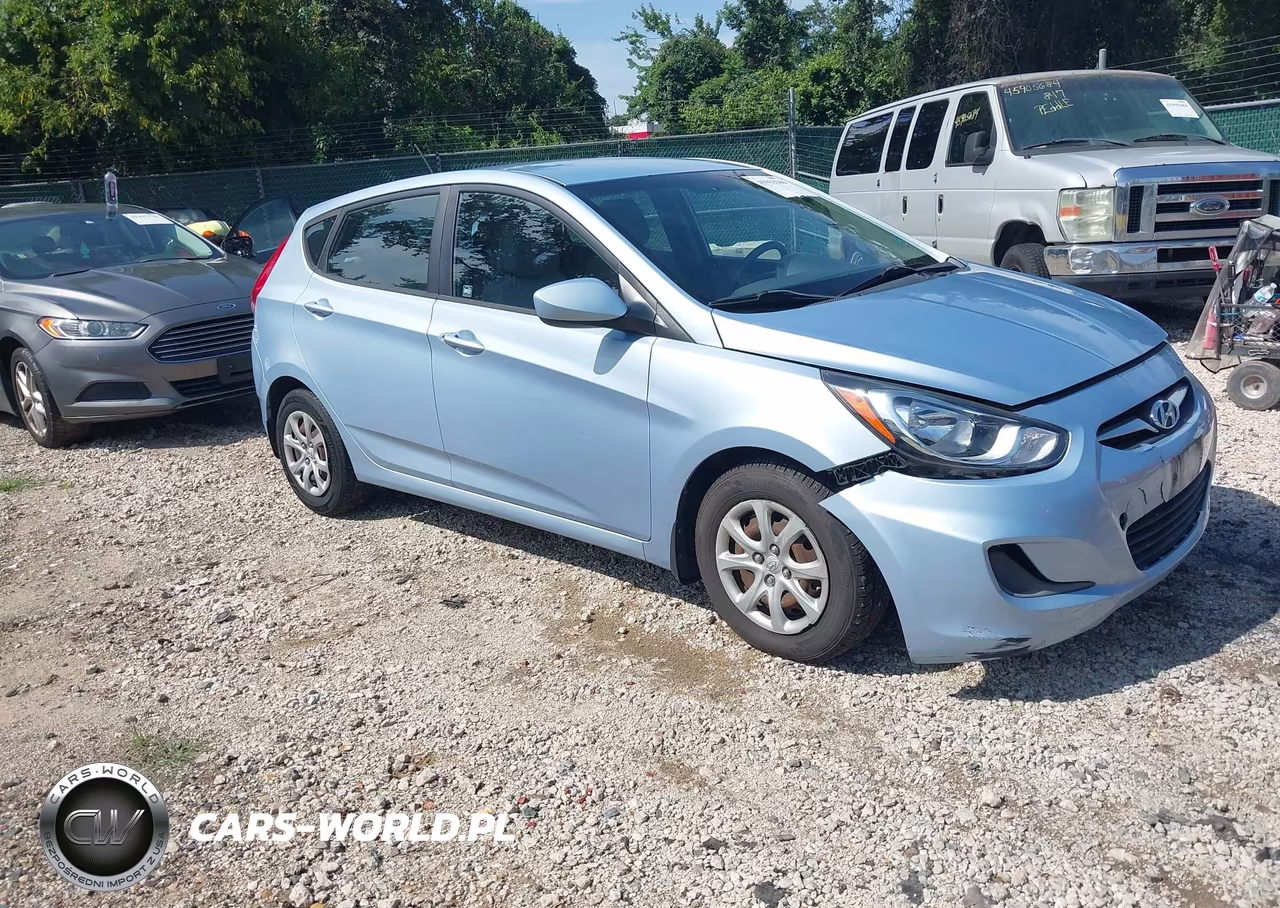 2012 Hyundai Accent Gs