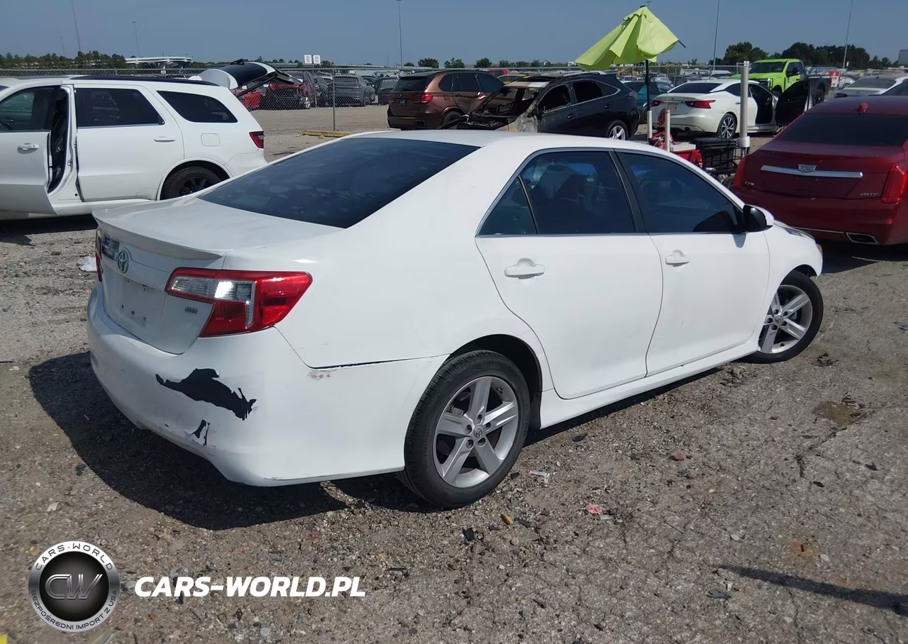 2014 Toyota Camry Se VIN:4T1BF1FK7EU753378 - 4