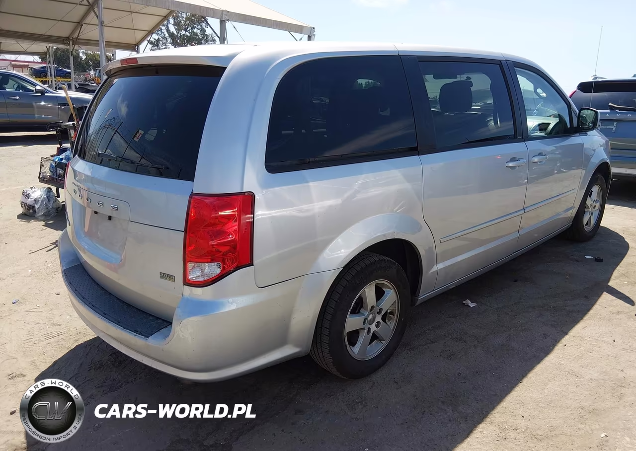 2012 Dodge Grand Caravan Sxt VIN:2C4RDGCG5CR310037 - 4
