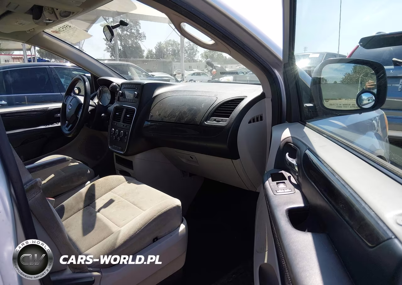 2012 Dodge Grand Caravan Sxt VIN:2C4RDGCG5CR310037 - 5
