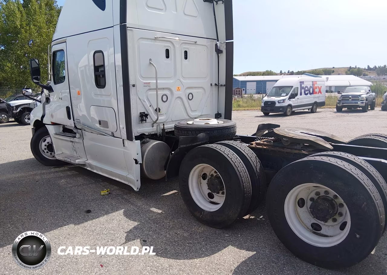 2023 Freightliner New Cascadia 126 VIN:3AKJHHDR4PSUF2300 - 3