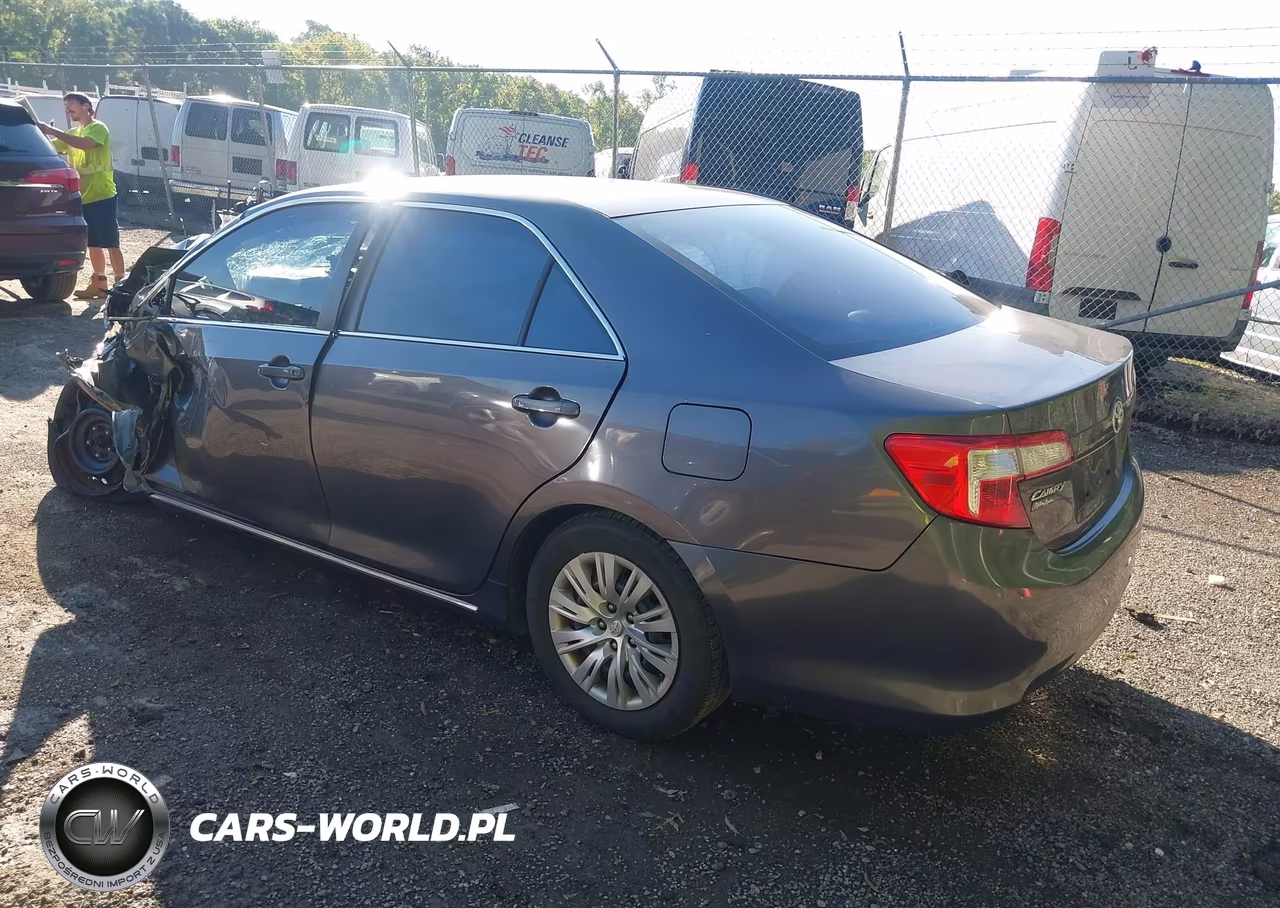 2014 Toyota Camry Le VIN:4T1BF1FK9EU392090 - 3