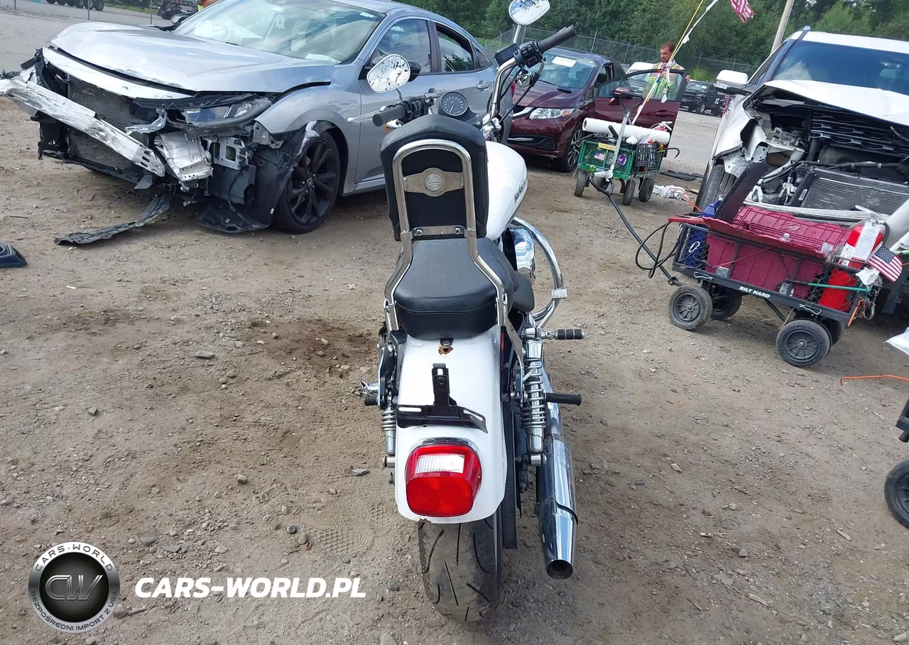 2015 Harley-Davidson Xl883 Superlow VIN:1HD4CR217FC435526 - 6