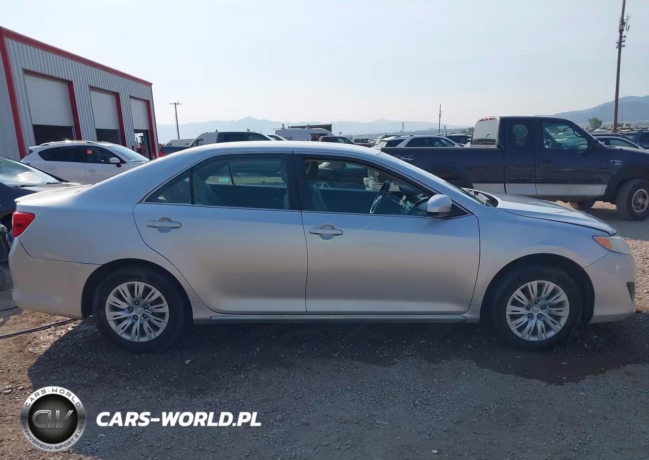 2012 Toyota Camry Le VIN:4T1BF1FK0CU083198 - 13