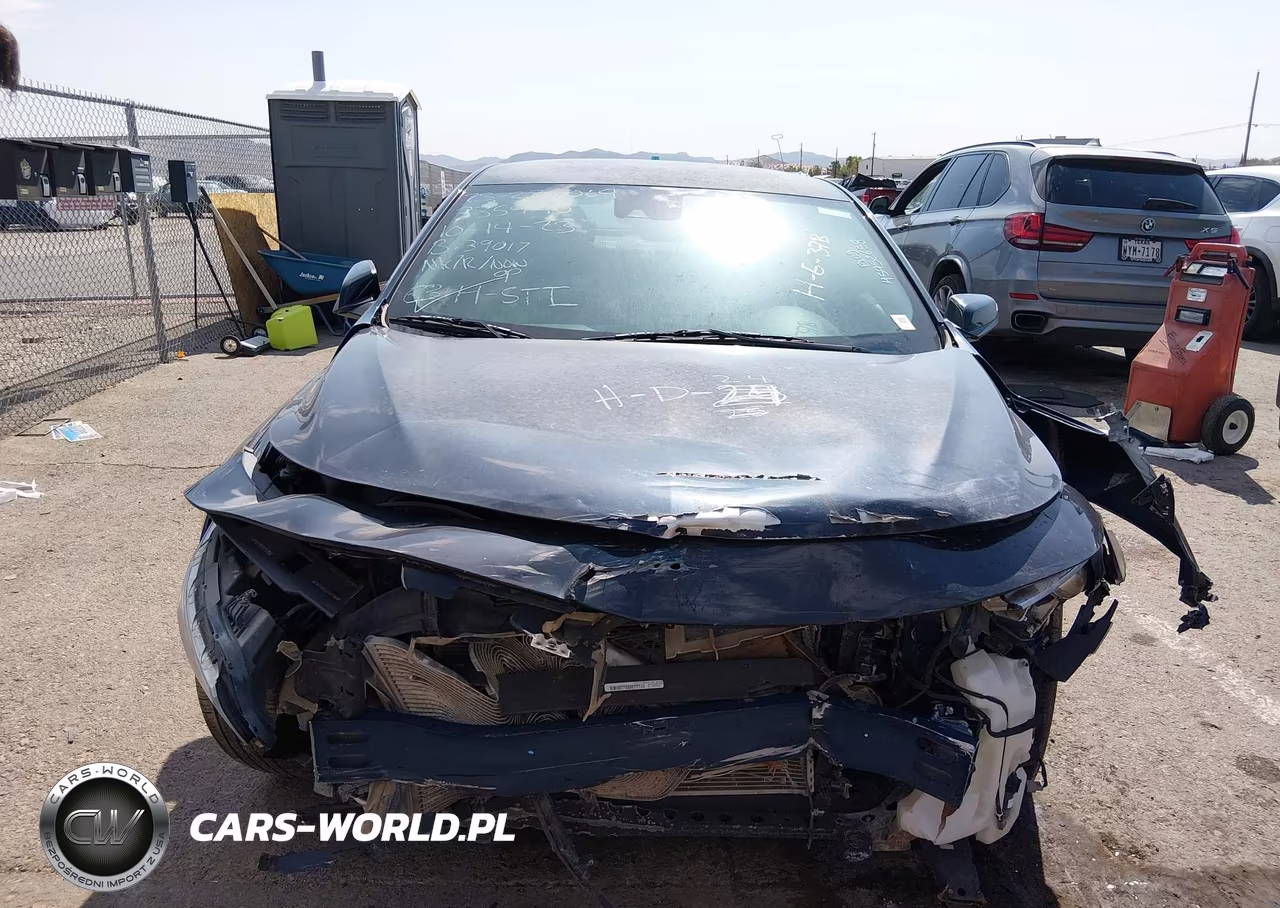 2017 Chevrolet Malibu 1Lt VIN:1G1ZE5ST0HF130990 - 12