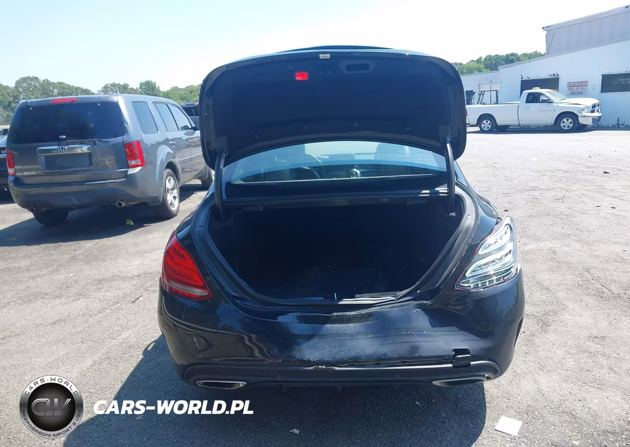 2016 Mercedes-Benz C 300 Sport 4Matic VIN:55SWF4KB1GU166827 - 16