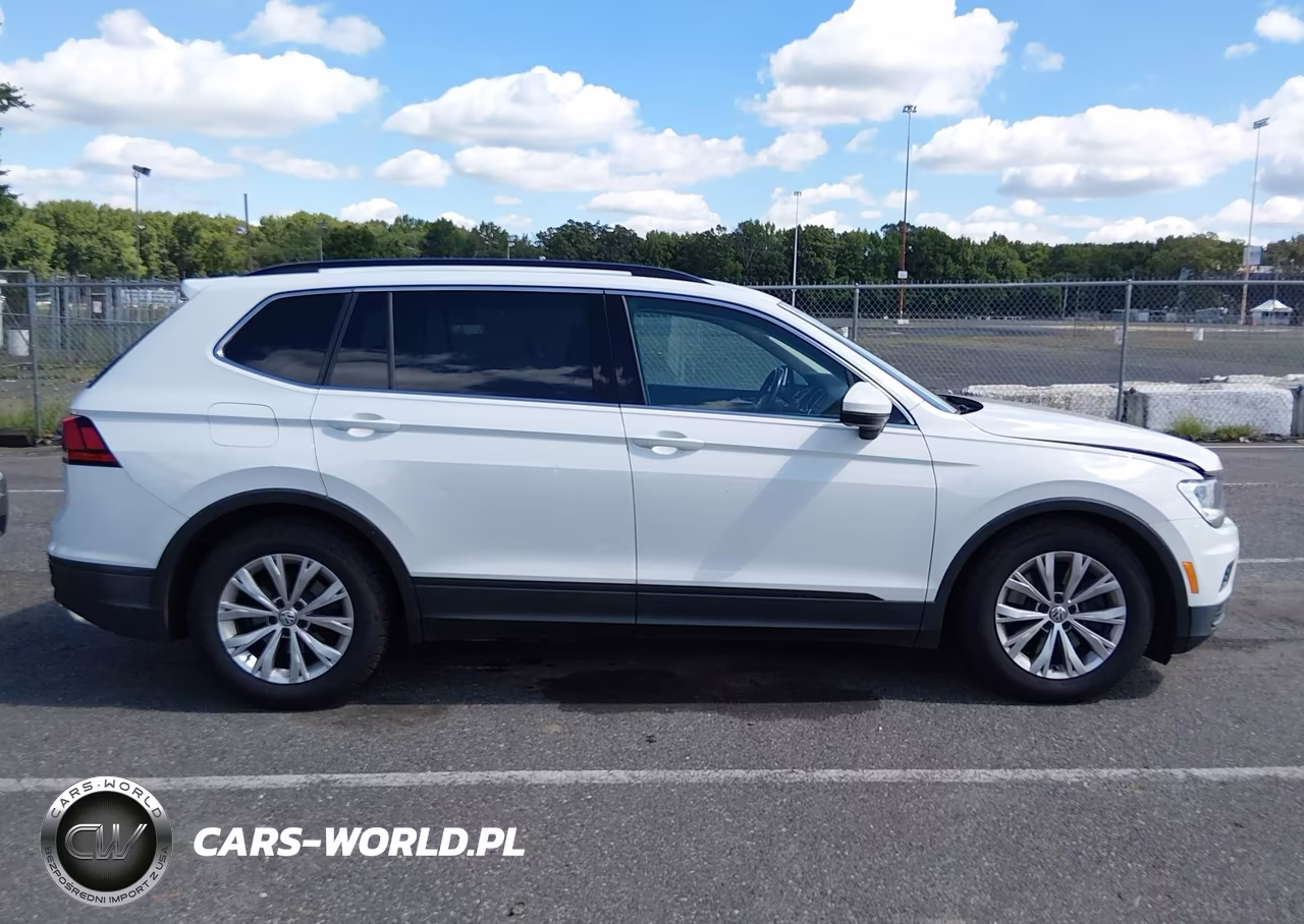 2019 Volkswagen Tiguan 2.0T Se-2.0T Sel-2.0T Sel R-Line-2.0T Sel R-Line Black VIN:3VV2B7AX4KM091511 - 13