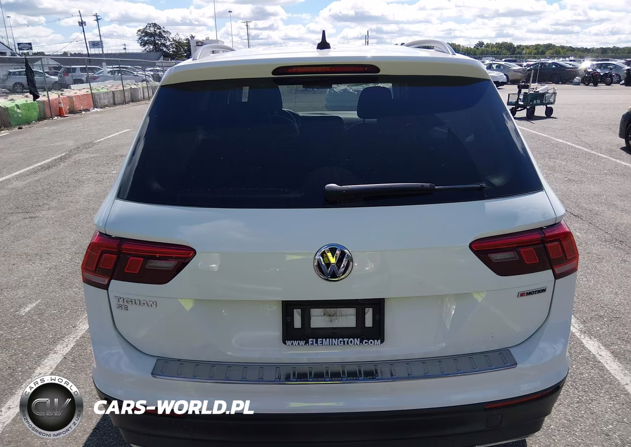 2019 Volkswagen Tiguan 2.0T Se-2.0T Sel-2.0T Sel R-Line-2.0T Sel R-Line Black VIN:3VV2B7AX4KM091511 - 16