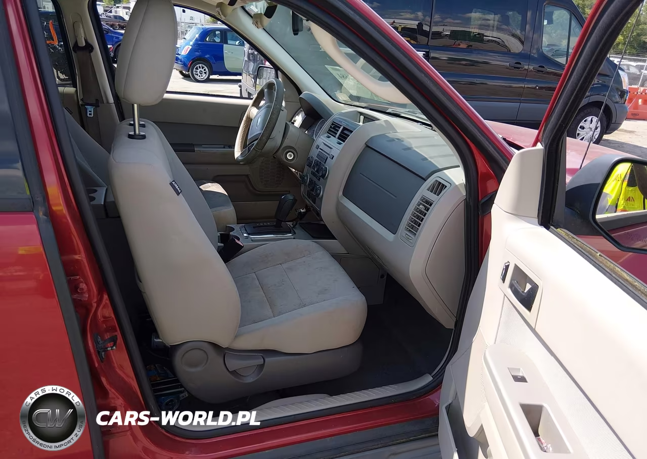 2010 Ford Escape Xlt VIN:1FMCU0D79AKC82228 - 5