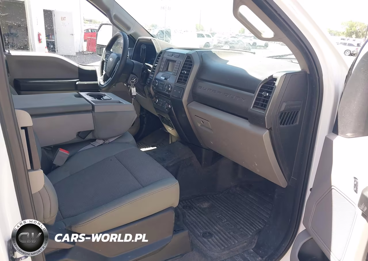 2018 Ford F-250 Xl VIN:1FT7X2B6XJEC22184 - 5