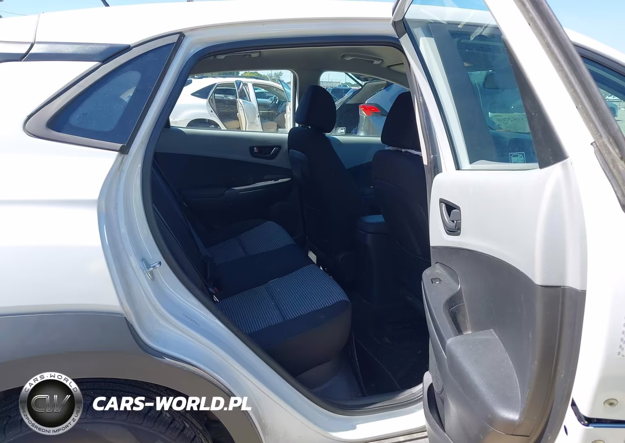 2019 Hyundai Kona Se VIN:KM8K12AA7KU312929 - 8