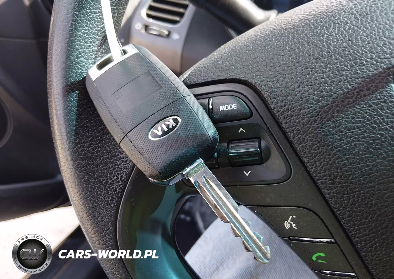 2018 Kia Forte Lx VIN:3KPFK4A7XJE244013 - 11