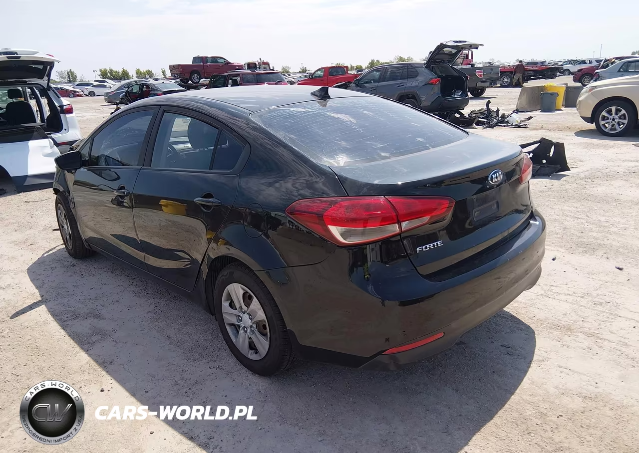 2018 Kia Forte Lx VIN:3KPFK4A7XJE244013 - 3