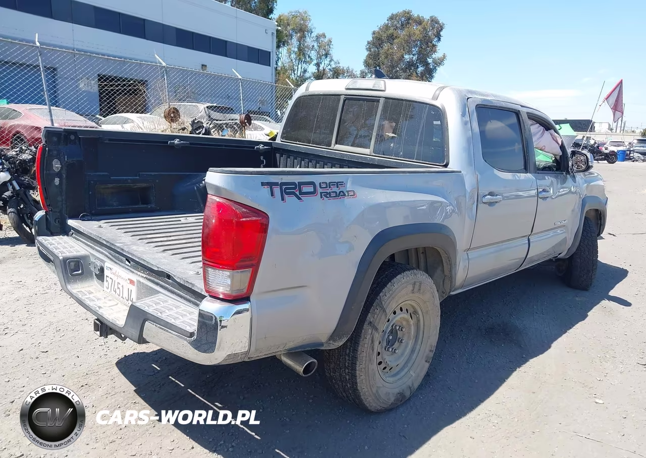 2016 Toyota Tacoma Trd Off Road VIN:3TMAZ5CN1GM004550 - 4